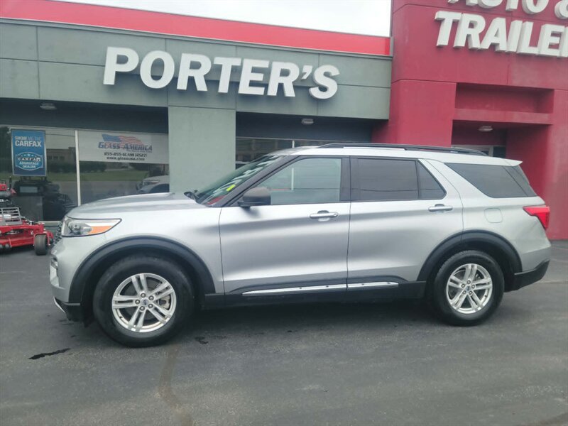 Used 2020 Ford Explorer XLT w/ Equipment Group 202A RWD image 6
