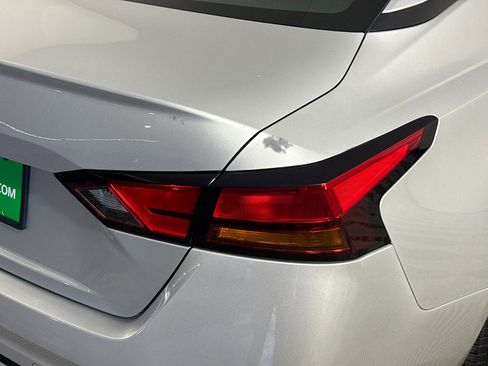 Used 2023 Nissan Altima 2.5 S image 34