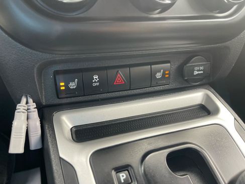 Used 2016 Jeep Compass High Altitude AWD/4WD image 15