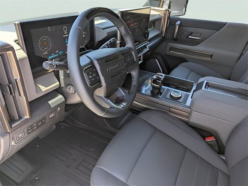 New 2025 GMC Hummer EV 3X w/ Battery Pack, 24 Module Pack image 18