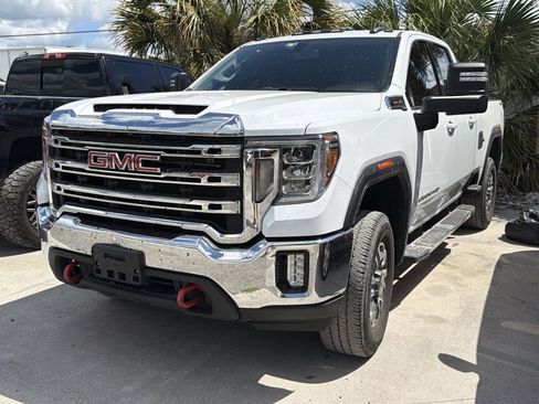 Used 2022 GMC Sierra 2500 SLE w/ SLE Value Package; AWD/4WD image 4