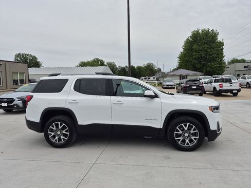 Used 2023 GMC Acadia SLT w/ Preferred Package AWD/4WD image 5