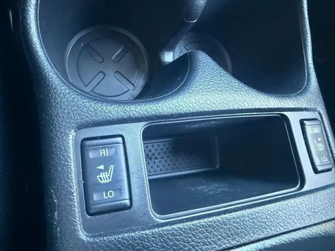 Used 2020 Nissan Rogue SV AWD/4WD image 19
