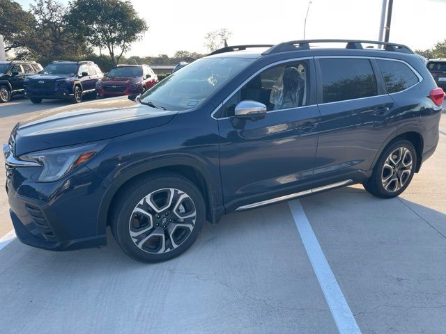 Used 2023 Subaru Ascent Limited w/ Technology Package AWD/4WD image 6