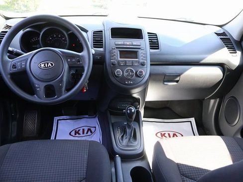 Used 2012 Kia Soul FWD image 13