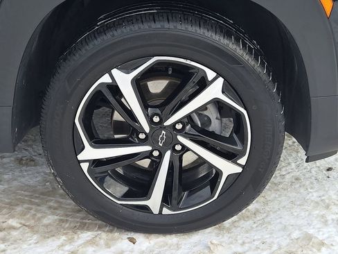 Used 2023 Chevrolet TrailBlazer RS w/ Convenience Package image 9