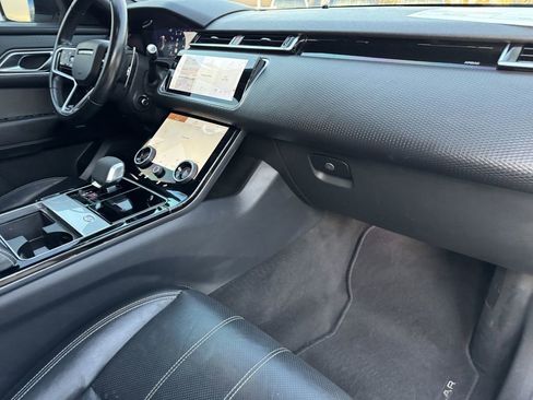 Used 2021 Land Rover Range Rover Velar S image 5