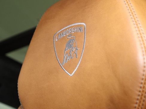 Used 2019 Lamborghini Urus image 44