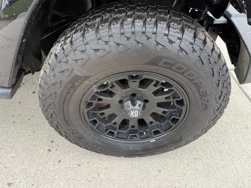 Used 2013 Jeep Wrangler Unlimited Sahara w/ Dual Top Group AWD/4WD image 12