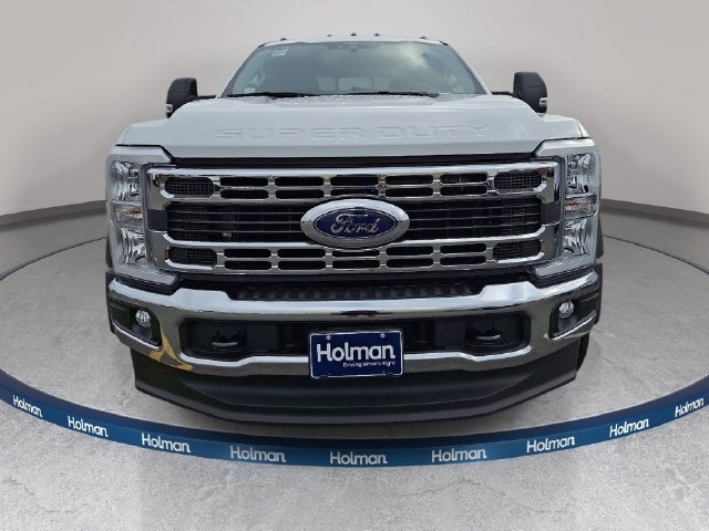New 2026 Ford F550 4x4 Supercab Super Duty image 2