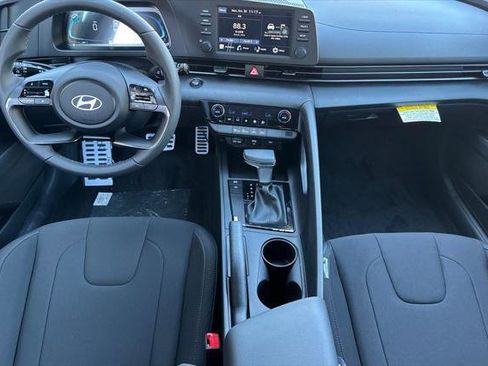 New 2025 Hyundai Elantra Sport image 10