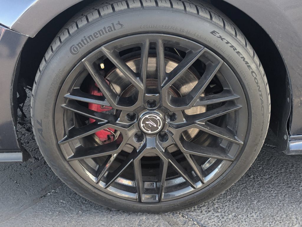 Used 2018 Volkswagen Jetta GLI FWD image 13