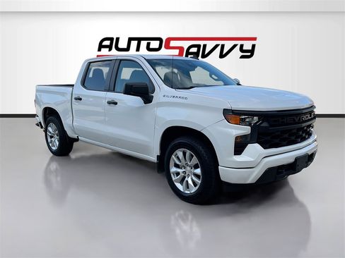 Used 2022 Chevrolet Silverado 1500 Custom image 1