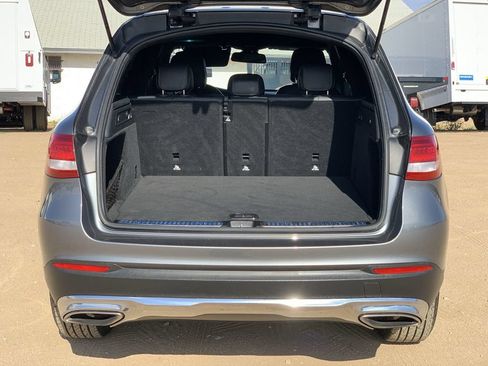 Used 2018 Mercedes-Benz GLC 300 4MATIC image 24