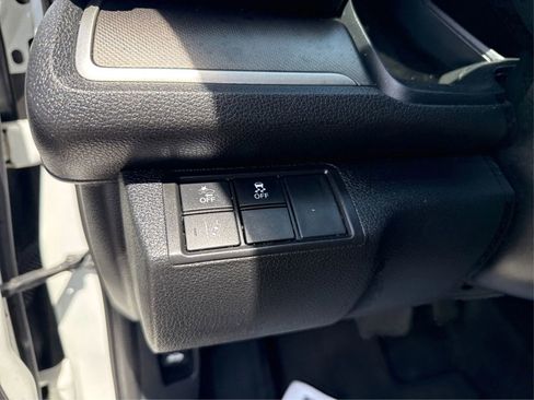 Used 2019 Honda Civic LX image 17