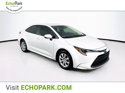 Used 2025 Toyota Corolla LE w/ Convenience Package