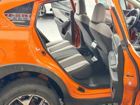 Used 2019 Subaru Crosstrek 2.0i Premium w/ Popular Package #2 AWD/4WD image 6