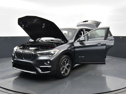 Used 2017 BMW X1 xDrive28i image 40