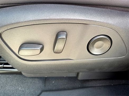 New 2026 Chevrolet Silverado EV LT image 17