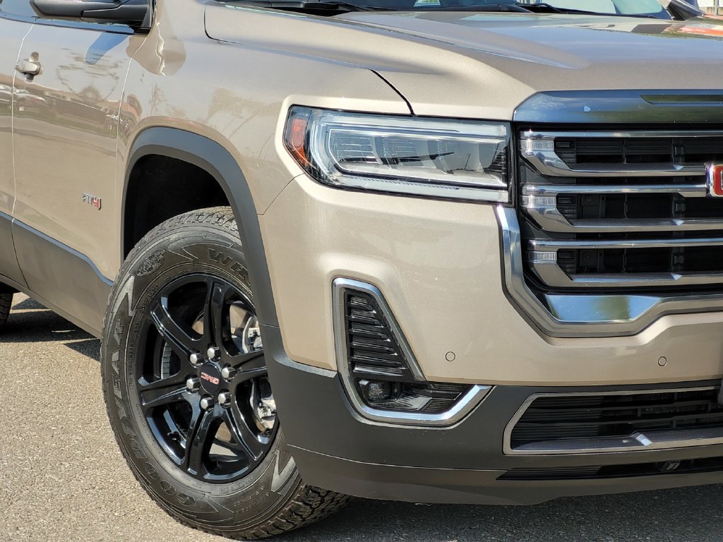 Used 2022 GMC Acadia AT4 AWD/4WD image 4