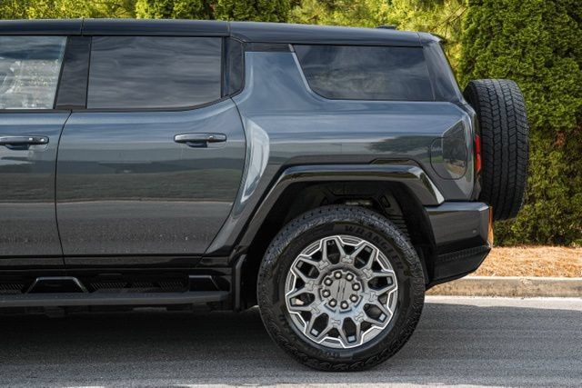 Used 2025 GMC Hummer EV 3X AWD/4WD image 12