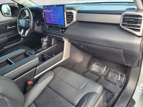 Used 2024 Toyota Tundra Limited image 23