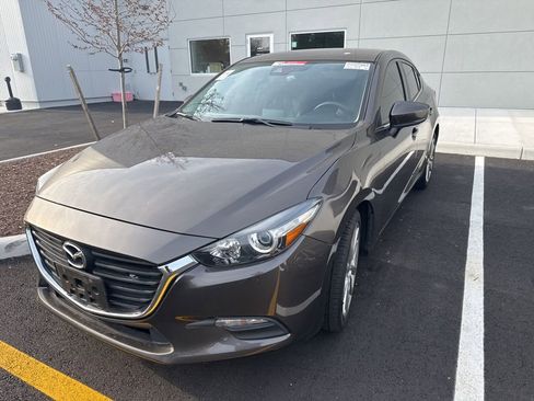 Used 2017 MAZDA MAZDA3 Touring image 7
