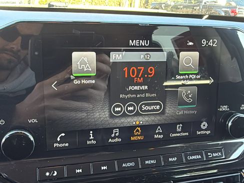 Certified 2022 Nissan Pathfinder SL image 13