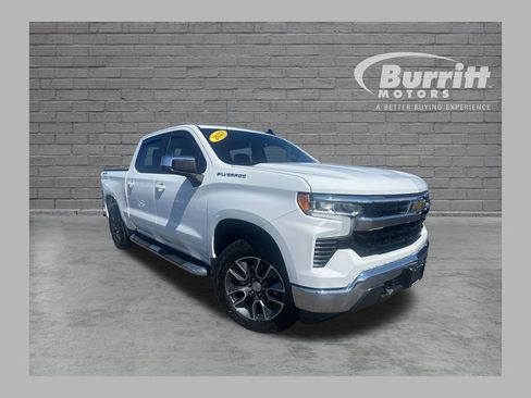 Used 2023 Chevrolet Silverado 1500 LT AWD/4WD image 1
