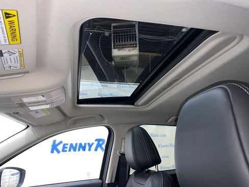 Certified 2025 MAZDA CX-5 AWD 2.5 S w/ Preferred Package image 13