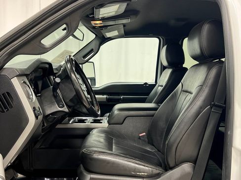 Used 2014 Ford F250 Lariat w/ Chrome Package AWD/4WD image 12
