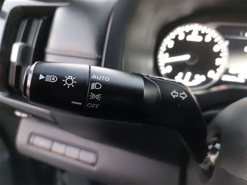 Used 2024 Nissan Pathfinder S w/ Cargo Package image 26