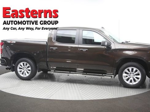 Used 2020 Chevrolet Silverado 1500 Custom w/ Custom Value Package AWD/4WD image 46