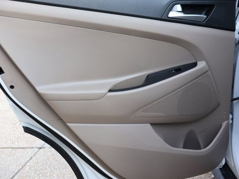 Used 2019 Hyundai Tucson Value w/ Cargo Package image 17