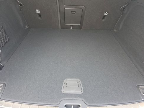 New 2026 Volvo XC60 B5 Ultra w/ Protection Package Premier image 20