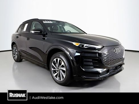 Certified 2025 Audi Q6 e-tron Premium w/ Convenience Package AWD/4WD image 1