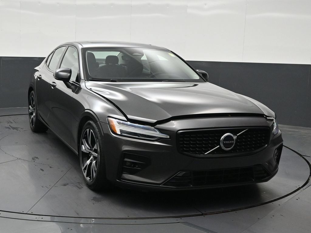 Certified 2024 Volvo S60 B5 Core FWD image 8
