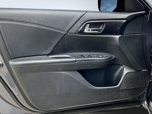 Used 2014 Honda Accord Sport image 13