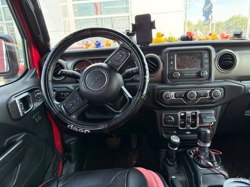 Used 2018 Jeep Wrangler Unlimited Sport S AWD/4WD image 11