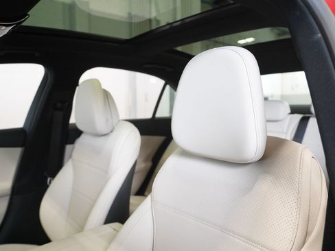 Used 2026 Mercedes-Benz C 300 4MATIC Sedan image 12