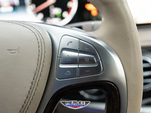 Used 2015 Mercedes-Benz S 550 Sedan image 23
