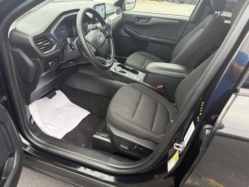 Used 2023 Ford Escape Active AWD/4WD image 18