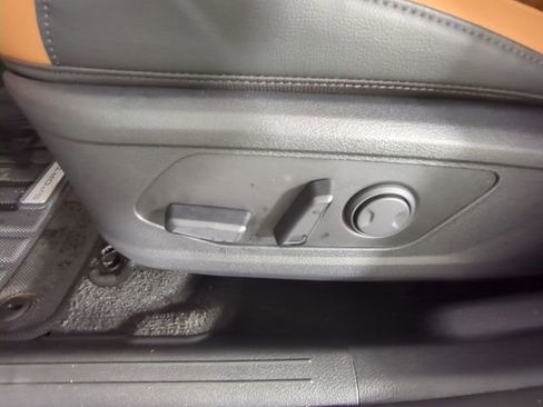 New 2026 Kia Sportage X-Line w/ X-Line Technology Package image 32