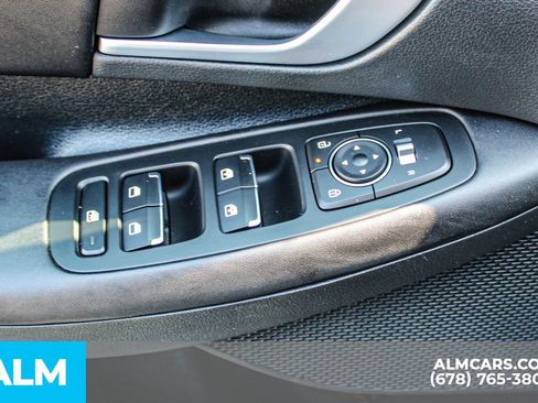 Used 2024 Hyundai Sonata SEL FWD image 36