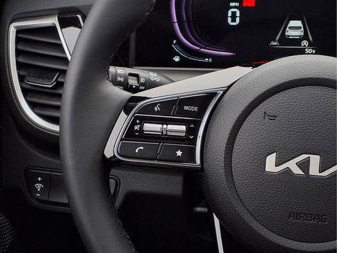 New 2026 Kia Seltos S AWD/4WD image 11