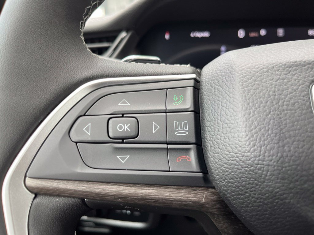 New 2026 Jeep Grand Cherokee Altitude AWD/4WD image 29