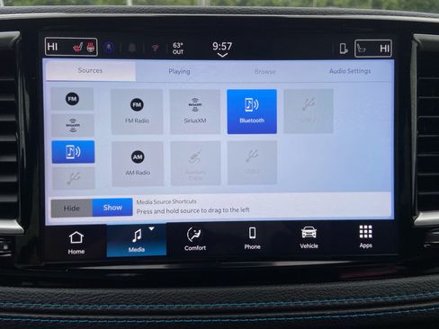Used 2025 Chrysler Pacifica Select FWD image 24