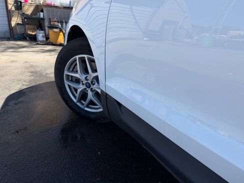 Used 2022 Ford Edge SEL AWD/4WD image 30