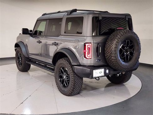 Used 2023 Ford Bronco Wildtrak image 6