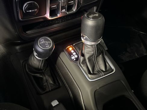 Used 2026 Jeep Wrangler Sport AWD/4WD image 20